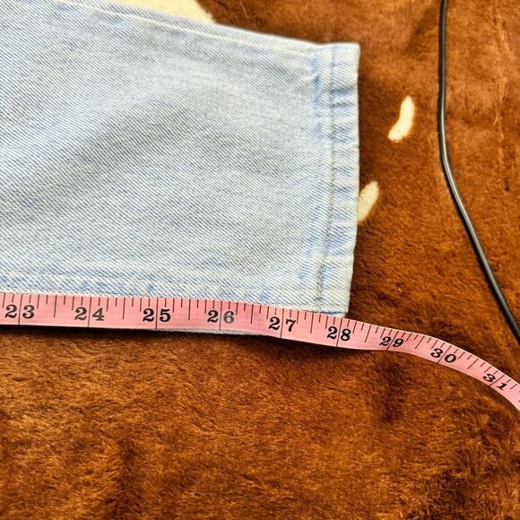 Vintage Lee Light Wash Jeans - Picture 2 of 8